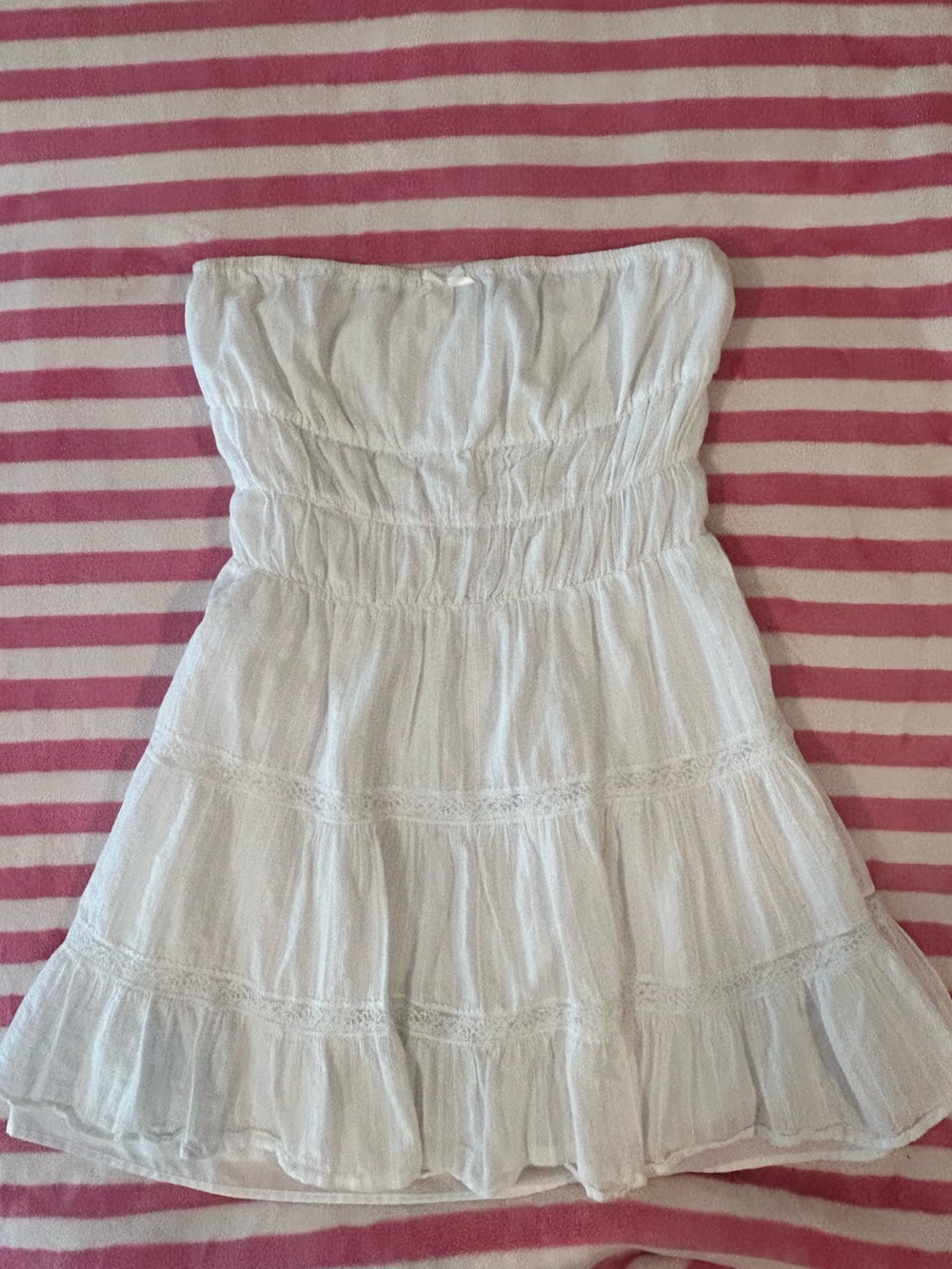 La Hearts White Ruched Strapless Mini Sun Dress
